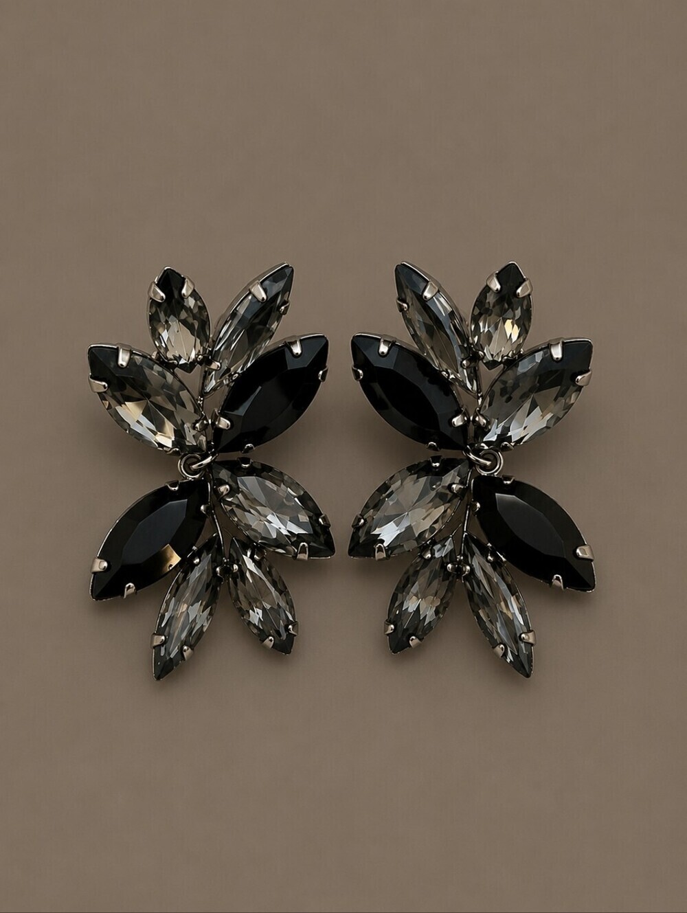 3/$30 Vintage Art Deco Style Black and Silver Crystal Dangle Earrings